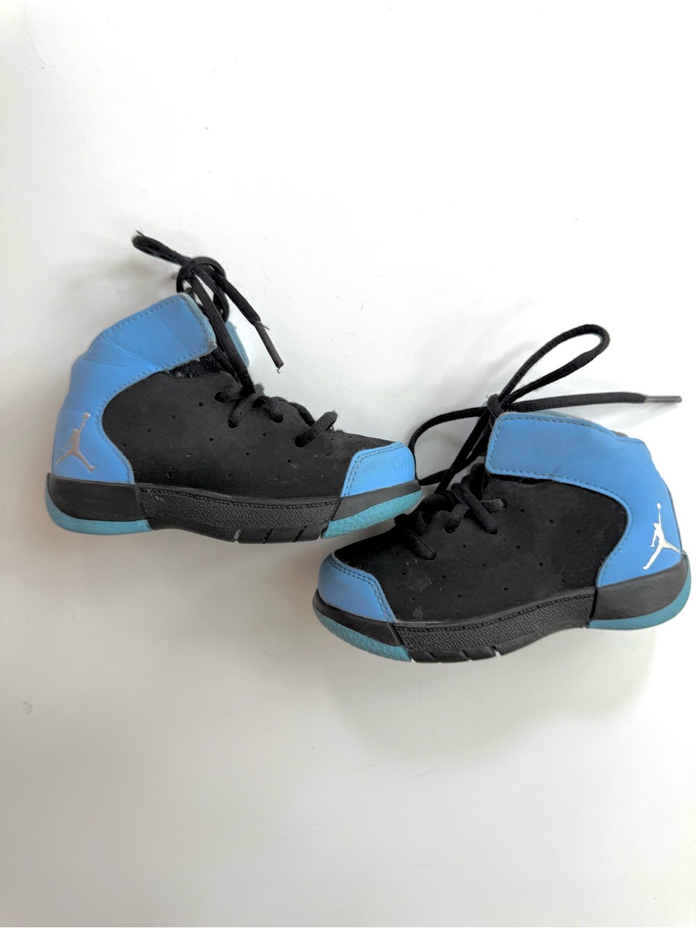 Nike Air Jordan Baby Blue Carmelo High Top Basketball Sneakers size 6 C6 FAIR